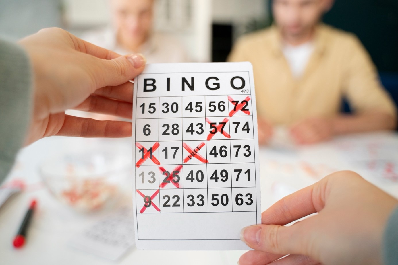 Kniffliges Lese-Bingo